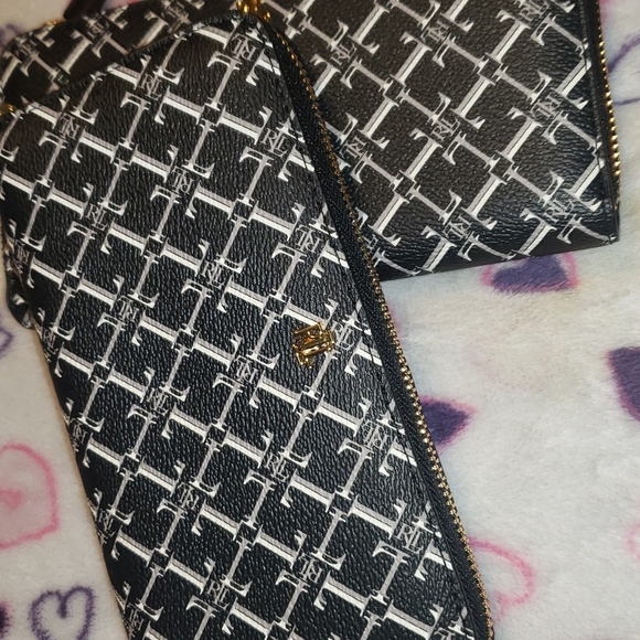 Ralph Lauren Wallet - Picture 6 of 8